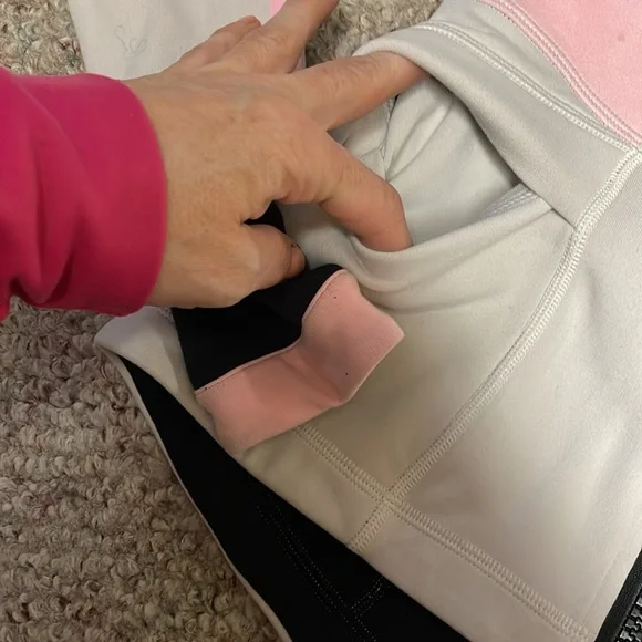 Lululemon jacket - Picture 3 of 12